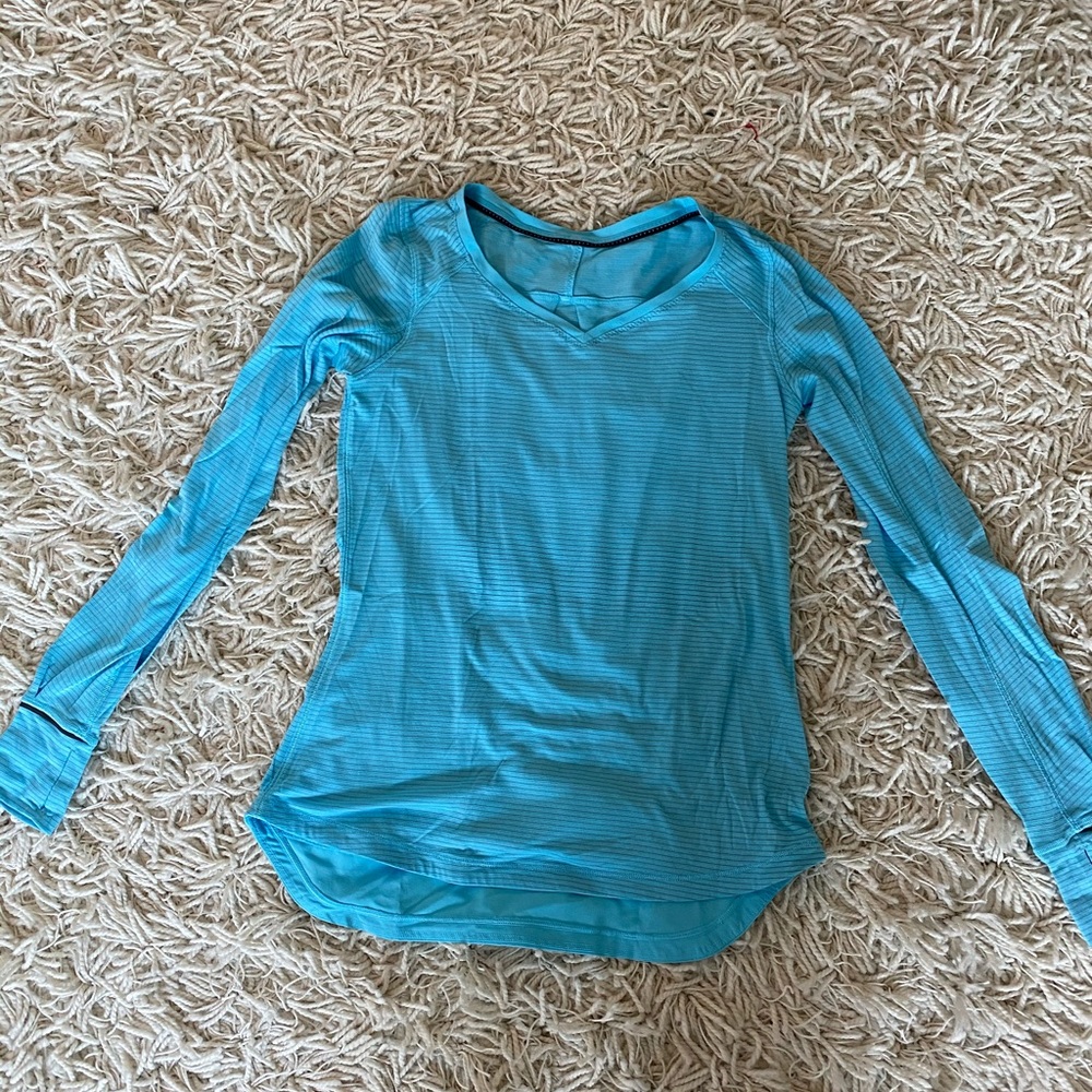 Lululemon long sleeve shirt